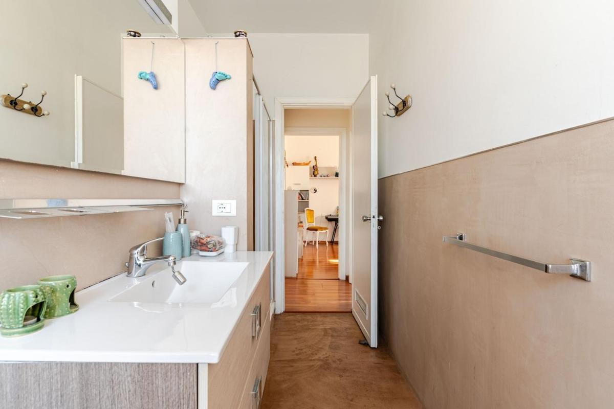 Amiro Casa Sea View Torre Apartment Генуа Екстериор снимка